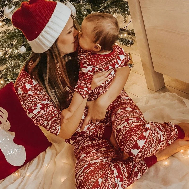 Mommy and Me Clothes 2025 New Christmas Pajamas Set for Family