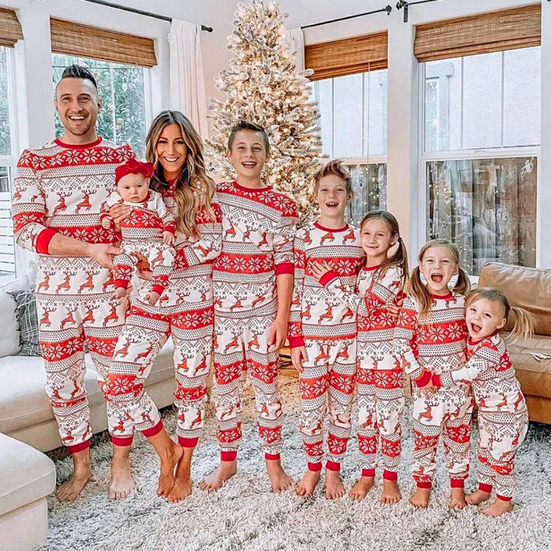 Mommy and Me Clothes 2025 New Christmas Pajamas Set for Family